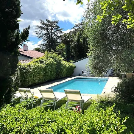 Marion Large House With Pool 10p Ferienhaus *